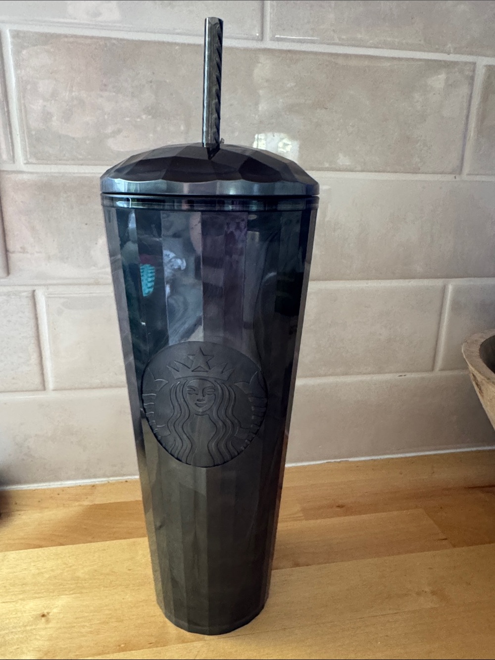 Starbucks 24 oz Iridescent Black Pearl Tumbler